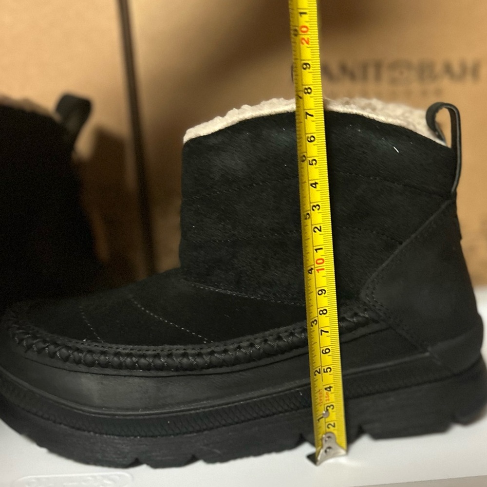 Manitobah Woman’s WP Pacific Insulated Black Pull On Puffer Boots 7, 7.5 or 8 - Picture 9 of 11